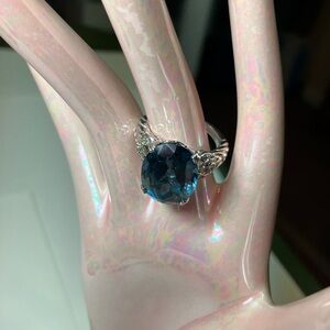 Ring London Blue Topaz and White Topaz in Sterling Silver